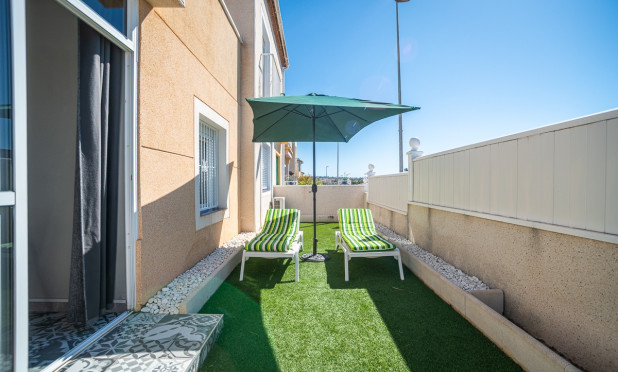 Odsprzedaż - Finca / Nieruchomość wiejska - Algorfa - ALGORFA