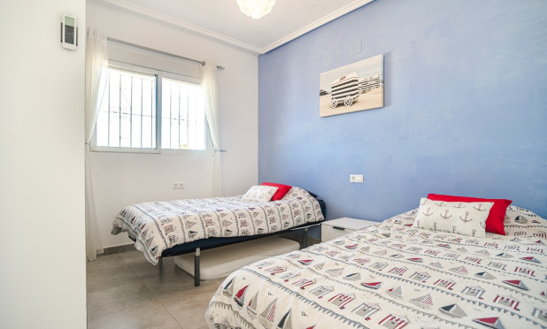 Odsprzedaż - Finca / Nieruchomość wiejska - Algorfa - ALGORFA