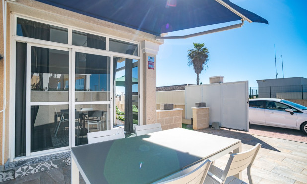 Odsprzedaż - Finca / Nieruchomość wiejska - Algorfa - ALGORFA