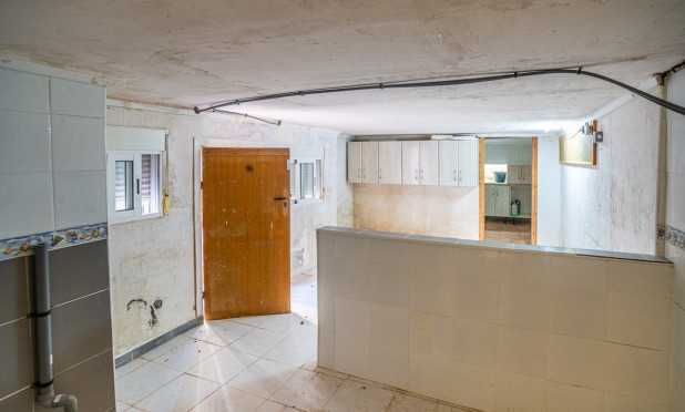 Odsprzedaż - Finca / Nieruchomość wiejska - Algorfa - ALGORFA