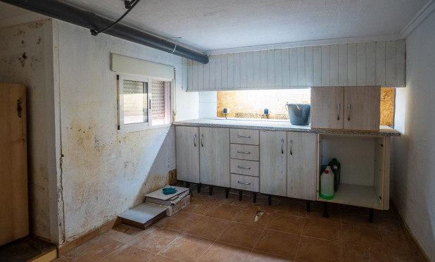 Odsprzedaż - Finca / Nieruchomość wiejska - Algorfa - ALGORFA