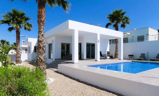 Odsprzedaż - Villa - La Marina