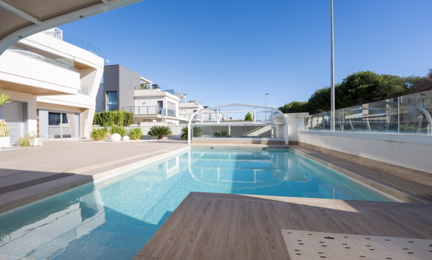 Odsprzedaż - Villa - Orihuela Costa - Cabo Roig