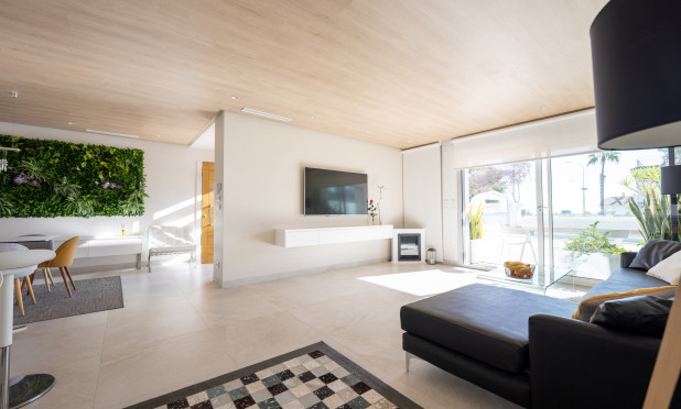 Odsprzedaż - Villa - Orihuela Costa - Cabo Roig