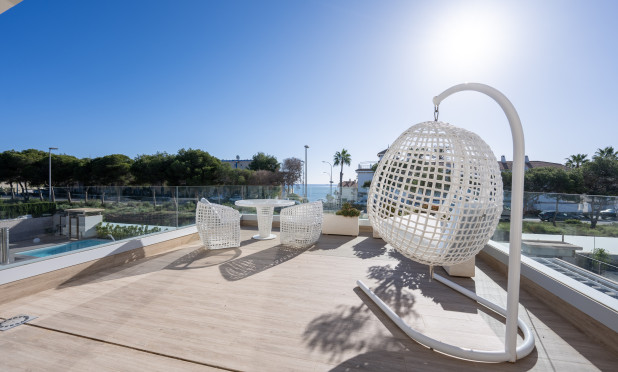 Odsprzedaż - Villa - Orihuela Costa - Cabo Roig