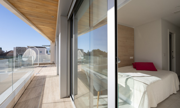 Odsprzedaż - Villa - Orihuela Costa - Cabo Roig