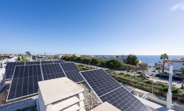 Odsprzedaż - Villa - Orihuela Costa - Cabo Roig