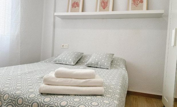 Herverkoop - Appartement / flat - Torrevieja - Playa del Cura