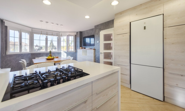 Odsprzedaż - Villa - San Vicente del Raspeig - Los Girasoles