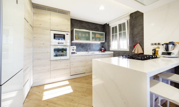 Odsprzedaż - Villa - San Vicente del Raspeig - Los Girasoles