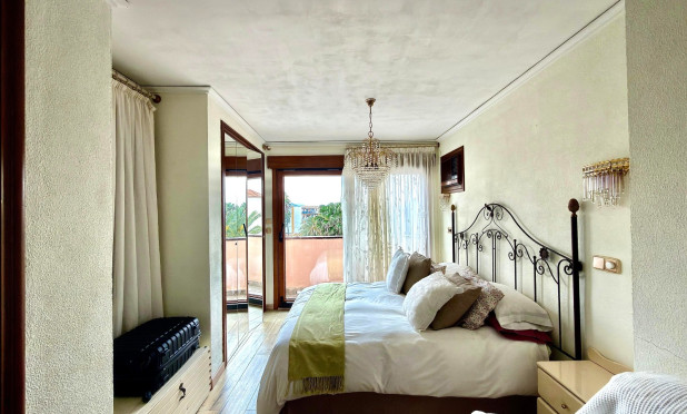 Odsprzedaż - Daszek - Denia - Les Marines - Las Marinas