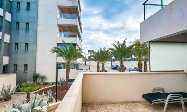 Resale - Apartment / flat - Orihuela Costa - Los Dolses
