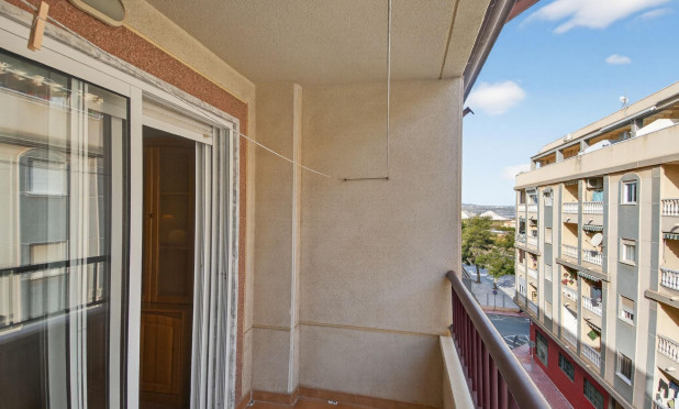 Resale - Apartment / flat - Torrevieja - Parque de las Naciones