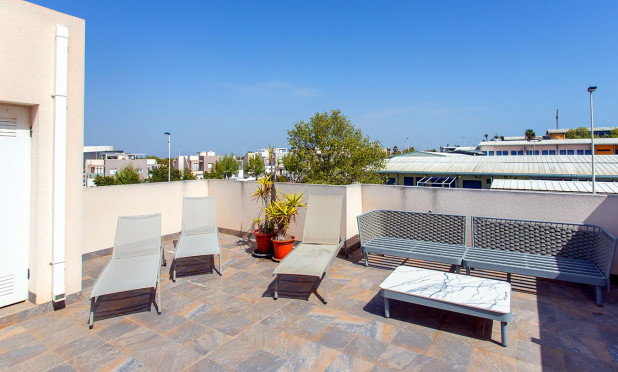 Wiederverkauf - Stadthaus - Torrevieja - Aguas Nuevas