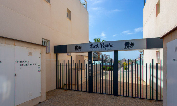 Wiederverkauf - Stadthaus - Torrevieja - Aguas Nuevas