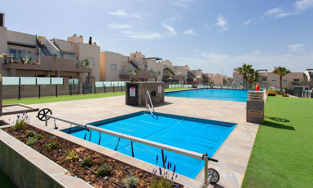 Wiederverkauf - Stadthaus - Torrevieja - Aguas Nuevas
