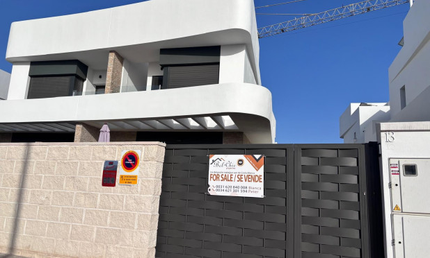 Wiederverkauf - Villa - Montesinos - La Herada