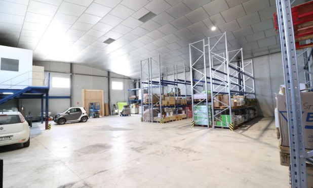 Revente - Industrial unit - Montesinos - Centro