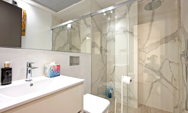 Revente - Villa - Orihuela Costa - Villamartín