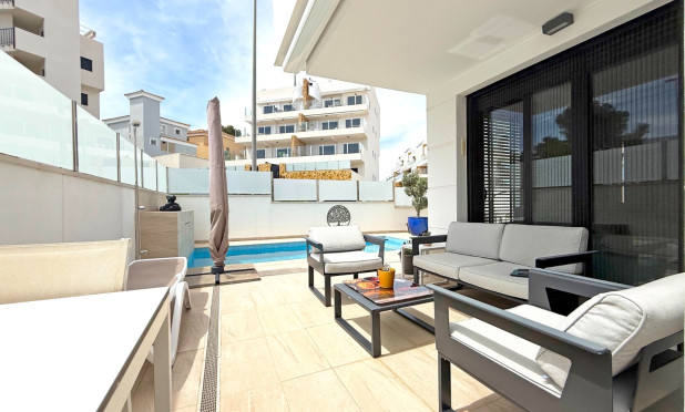 Revente - Villa - Orihuela Costa - Villamartín