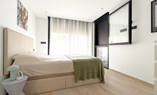 Revente - Villa - Orihuela Costa - Villamartín