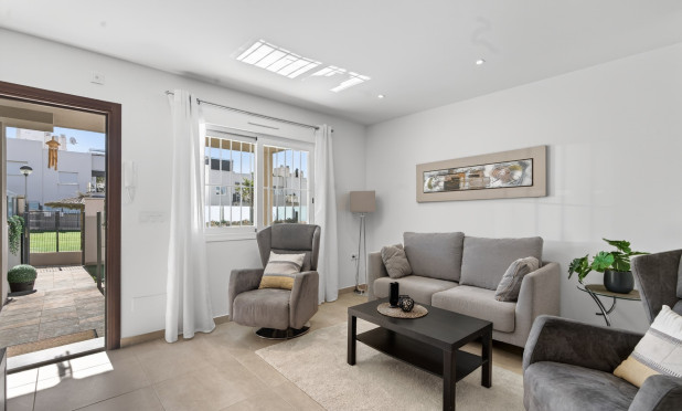 Revente - Appartement - Torrevieja - Aguas Nuevas