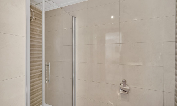 Revente - Appartement - Torrevieja - Aguas Nuevas