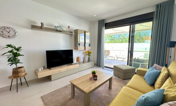 Odsprzedaż - Mieszkanie w bloku - Pilar de la Horadada