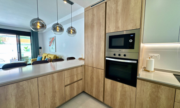 Odsprzedaż - Mieszkanie w bloku - Pilar de la Horadada