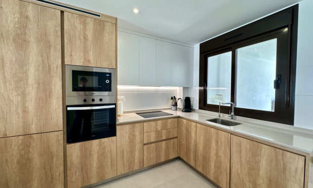 Odsprzedaż - Mieszkanie w bloku - Pilar de la Horadada