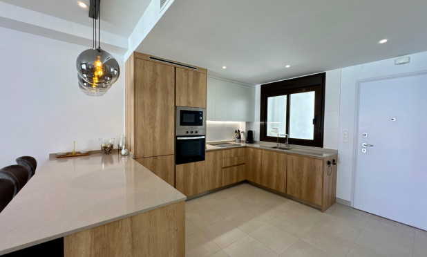 Odsprzedaż - Mieszkanie w bloku - Pilar de la Horadada