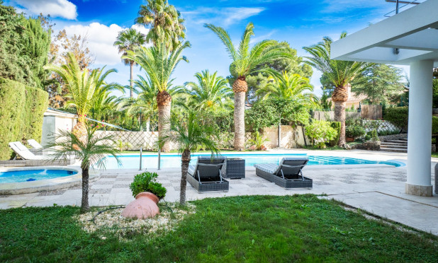 Odsprzedaż - Villa - Murcia