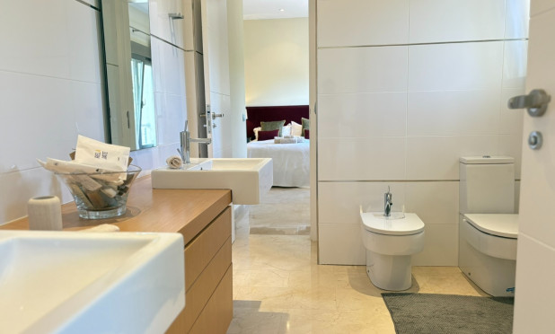 Odsprzedaż - Villa - Murcia