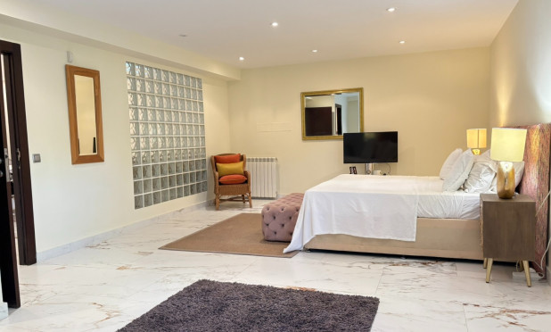 Odsprzedaż - Villa - Murcia