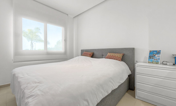 Revente - Appartement - Pilar de la Horadada - Lo Romero Golf