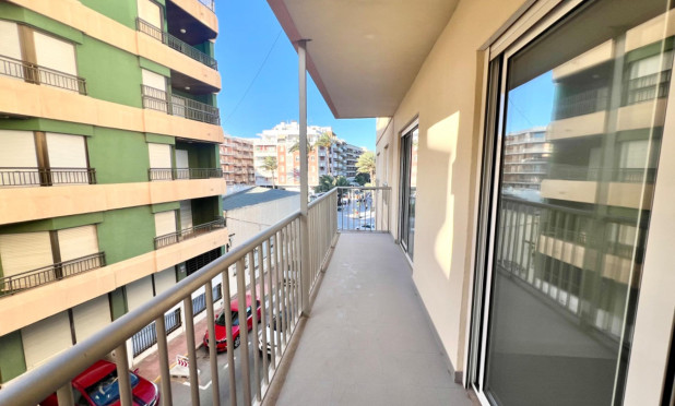 Reventa - Apartamento / piso - Torrevieja - Playa del cura