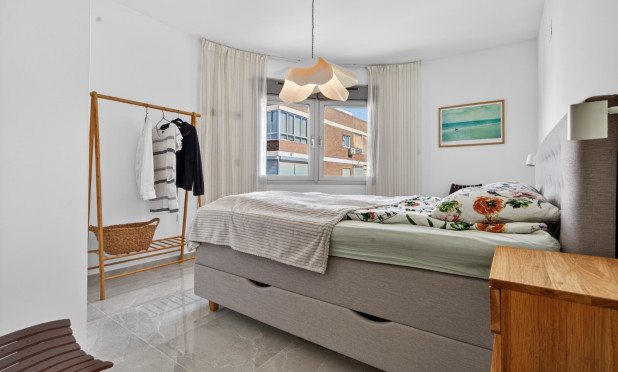 Revente - Appartement - Torrevieja - Playa Los Locos