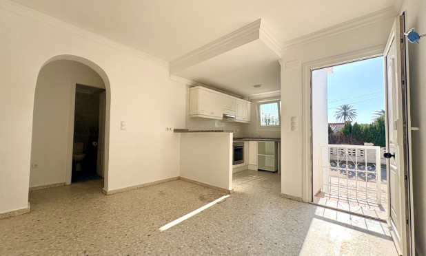 Herverkoop - Herenhuis - Denia - Les Marines - Las Marinas