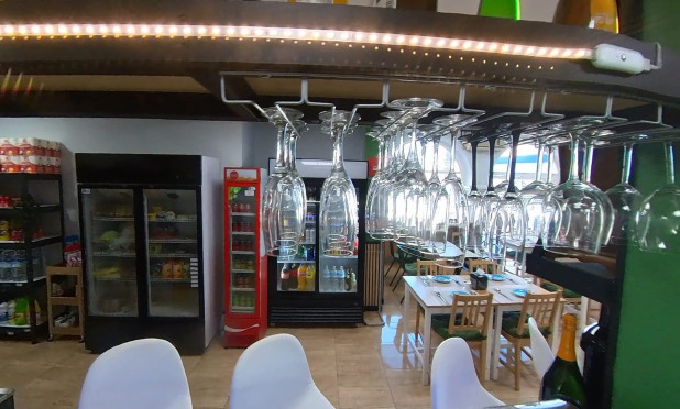 Revente - Commercial - Torrevieja - Puerto