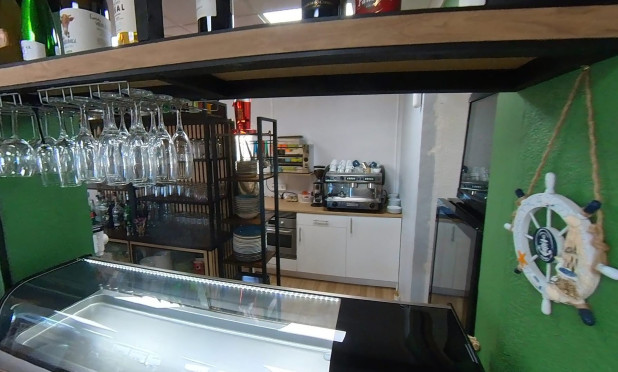 Revente - Commercial - Torrevieja - Puerto