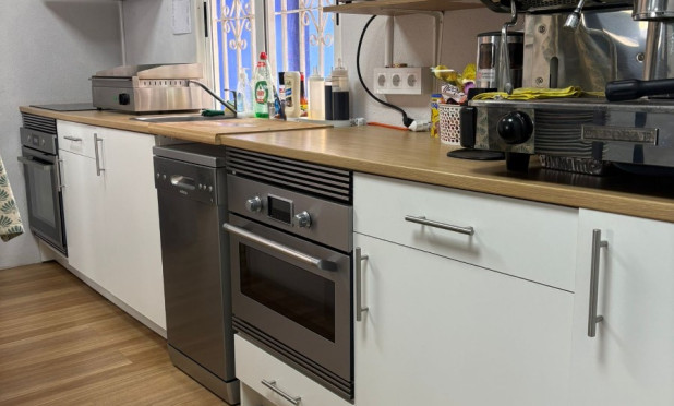 Revente - Commercial - Torrevieja - Puerto