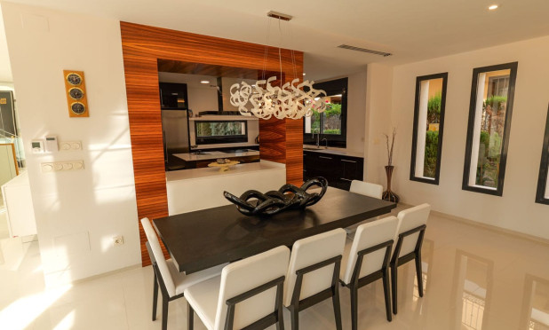 Nowy budynek - Villa - Torrevieja - torrevieja