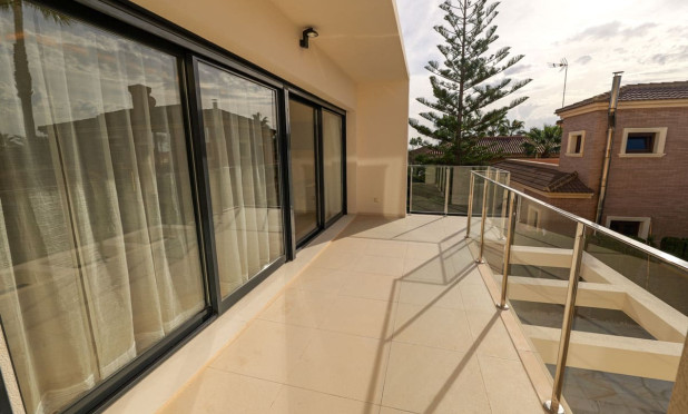 Nowy budynek - Villa - Torrevieja - torrevieja