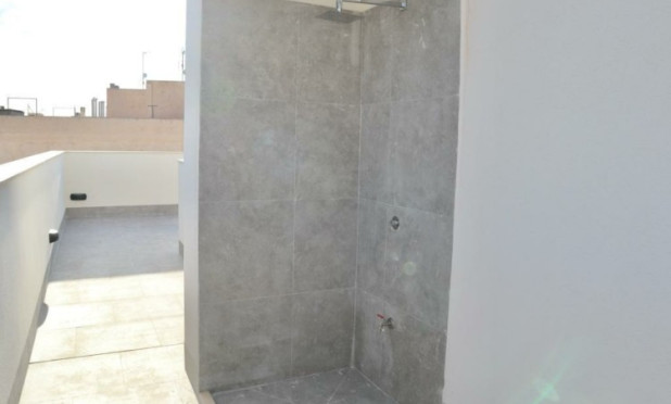 Lange Termijn Verhuur - Appartement / flat - Torrevieja - Centro