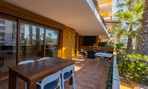 Herverkoop - Appartement / flat - Torrevieja - Punta Prima