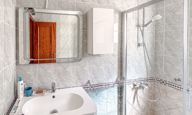 Wiederverkauf - Wohnung - Torrevieja - Parque de las Naciones