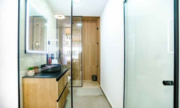 Resale - Apartment / flat - Torrevieja - Acequion