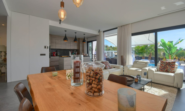 Resale - Villa - Finestrat - Finestrat Urbanizaciones