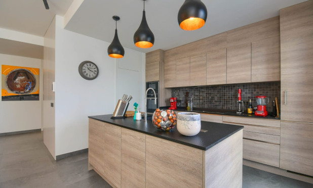 Resale - Villa - Finestrat - Finestrat Urbanizaciones