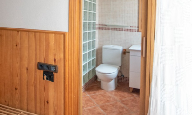 Resale - Villa - Guardamar del Segura - Guardamar Playa